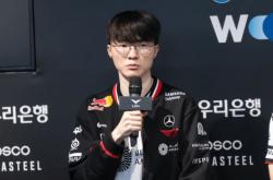 LOL传奇加冕殊荣，十年最佳力压衆(zhòng)多电竞选手，LPL最可敬的对手！