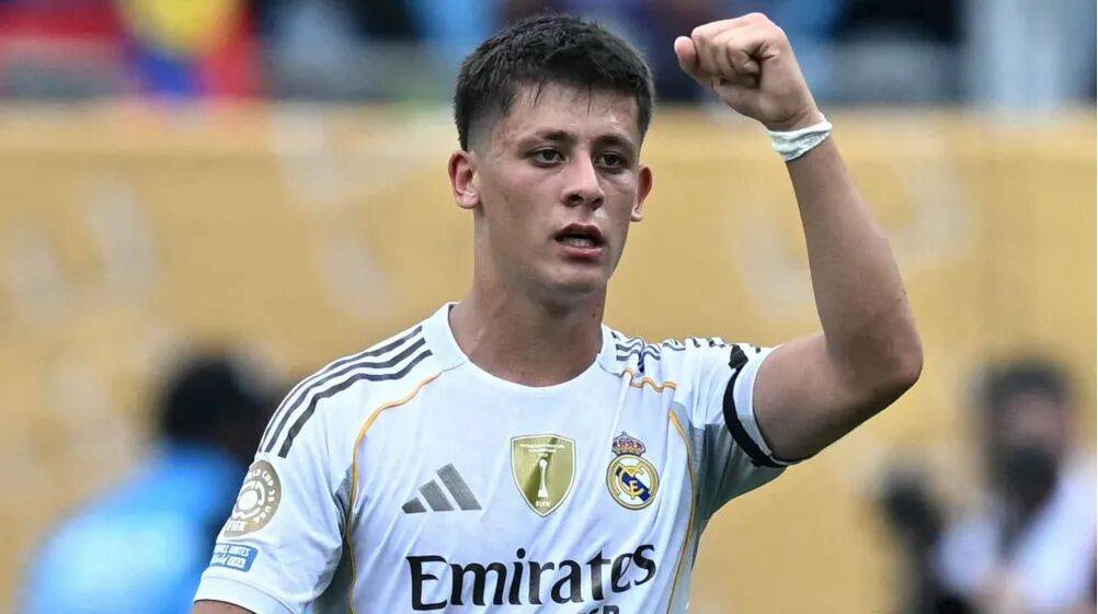 最新转会消息：利物浦瞄准乌帕梅卡诺，新星居勒尔或转战英超！