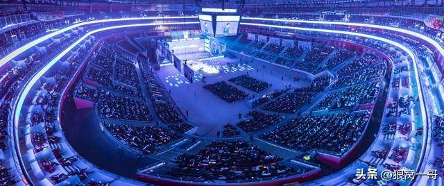 想赚大钱,可以关注电竞比赛周边产业发展,电竞选手收入直线上升